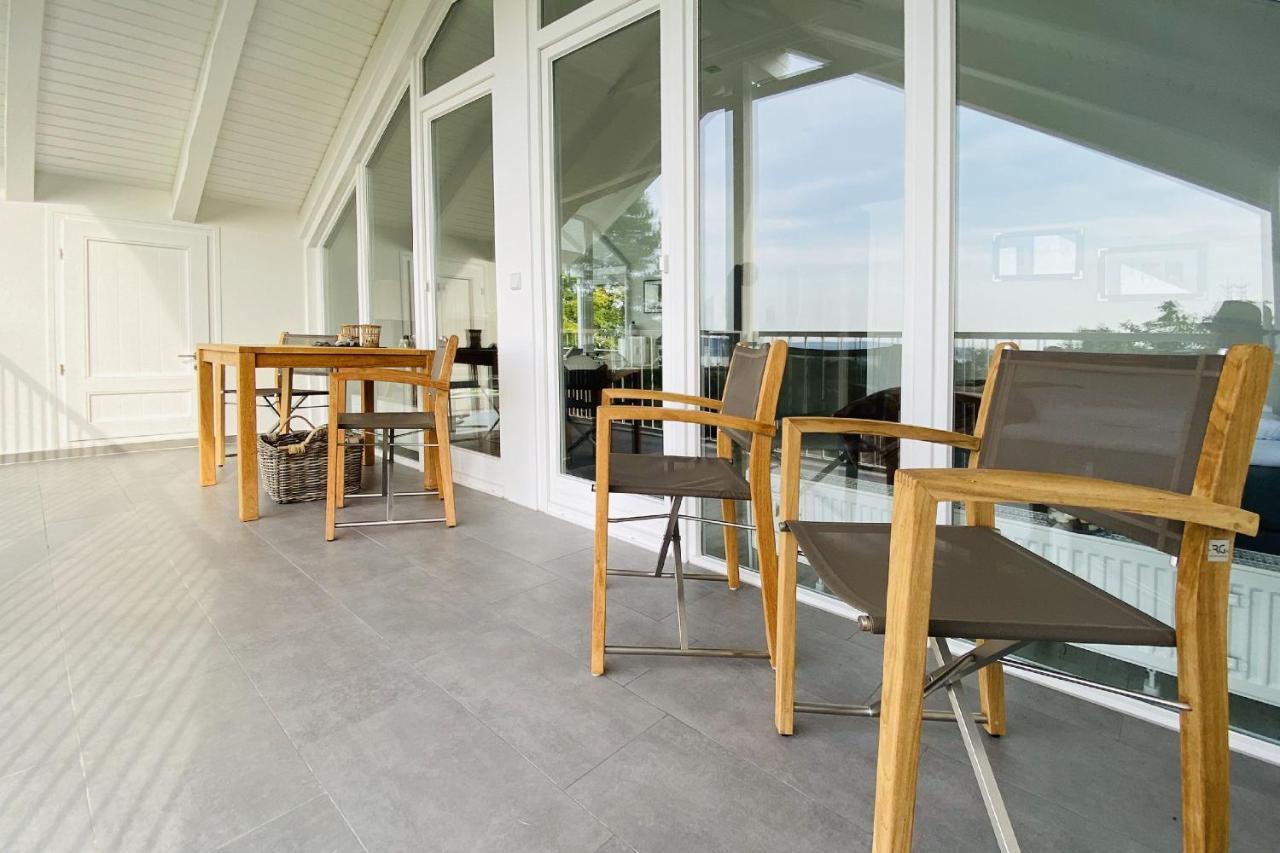 Moderne Ferienwohnung Mit Balkon, Meerblick - Ferienresidenz Zwei Boddenfewo 1-5 Lietzow Kültér fotó